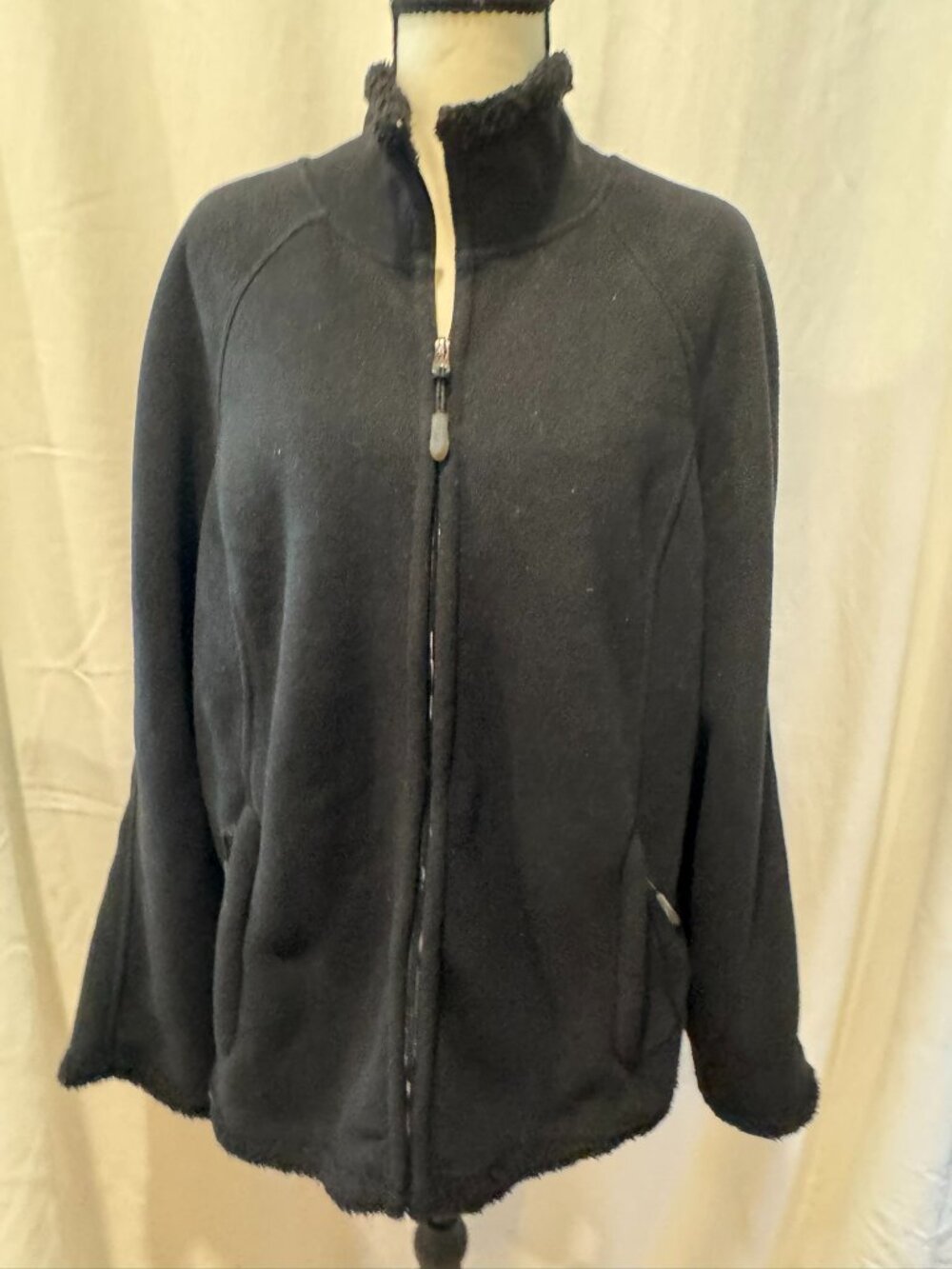 GreenTea Black Fleece Jacket, Size XL